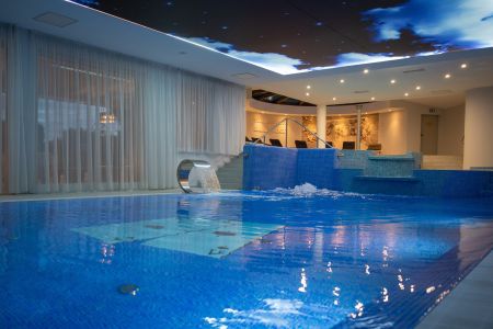 Wellness & SPA W Krainie Alicji