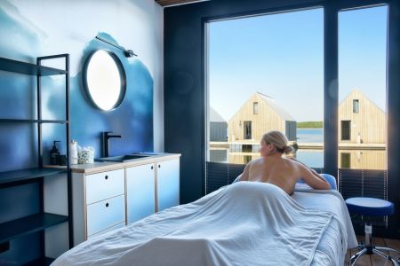 Hotel Joseph Conrad - Romantyczny Dzień Kobiet nad jeziorem, SPA & Wellness 2 noce